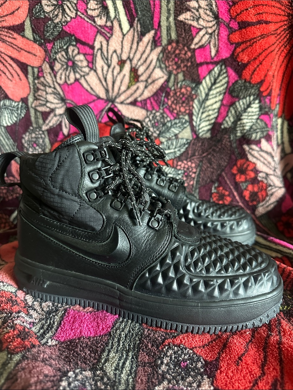 Nike great shape women’s Lunar force af1 duckboot black lace up leather shoes